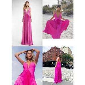 One33 Social Pleated Deep V-Neck Backless Gown Hot Pink sz 4 Prom Runway $690
